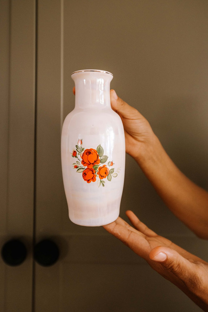 How To Paint a Ceramic Vase