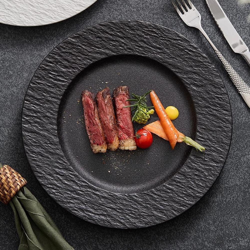 black ceramic plate