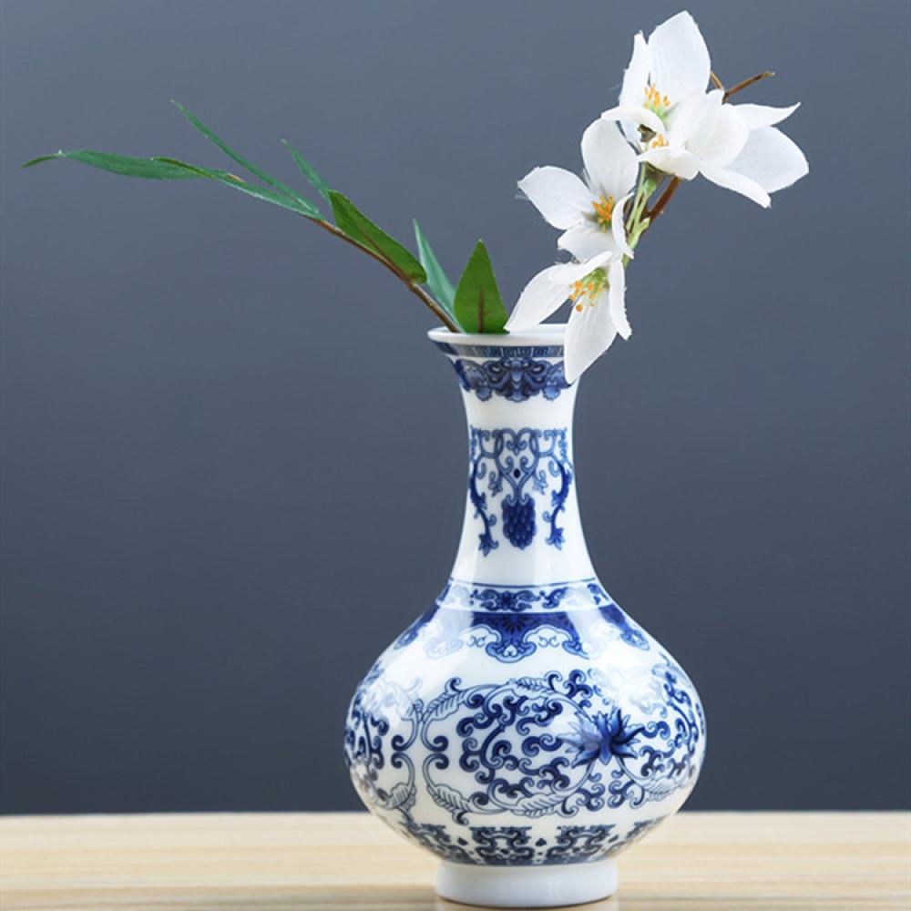 antique blue and white ming porcelain flower vase picture 3