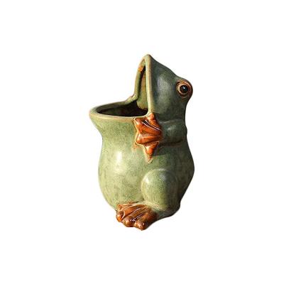 Factory Custom Ceramic Frog Flower Vase thumbnail